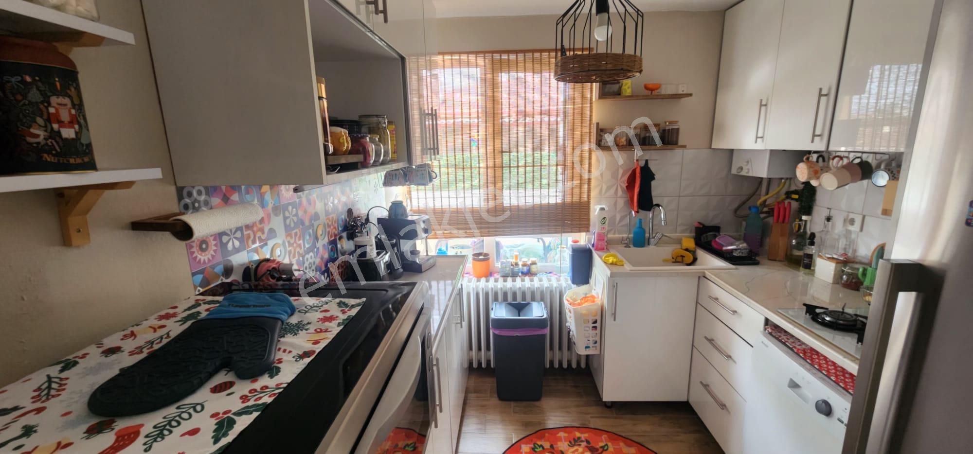 Esat'ta Eşyalı Satılık 2+1 Daire - Kızılay'a Yakın - Görsel 19