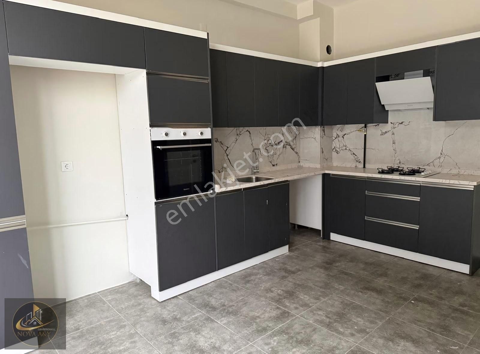 Meram Osman Gazi Mah. Villa Konseptinde Kiralık 4+1 Lüks Daire - Görsel 5