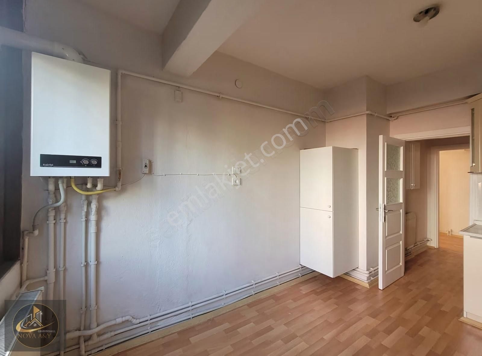 Aydınlıkevler Mah. Yenilenmiş 3+1 Kiralık Daire - Görsel 3