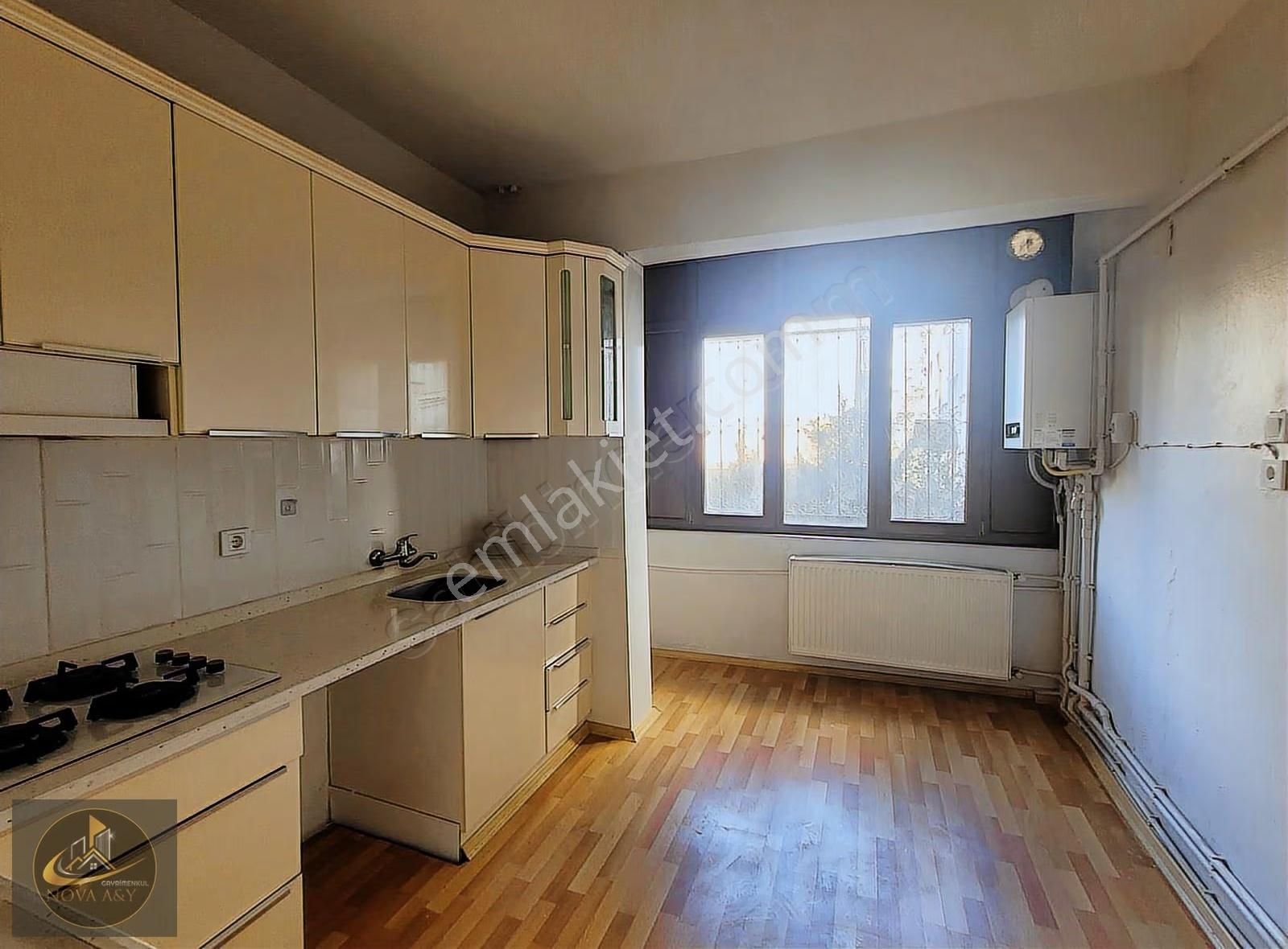 Aydınlıkevler Mah. Yenilenmiş 3+1 Kiralık Daire - Görsel 24