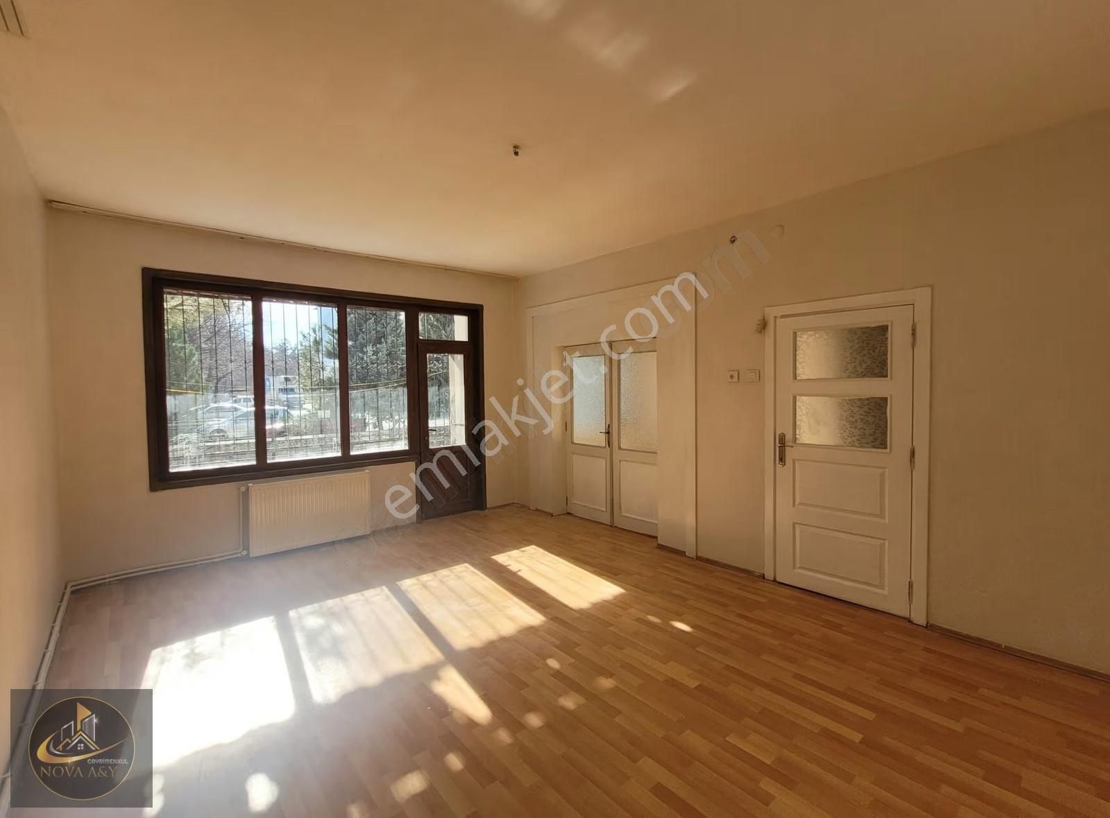 Aydınlıkevler Mah. Yenilenmiş 3+1 Kiralık Daire - Görsel 23