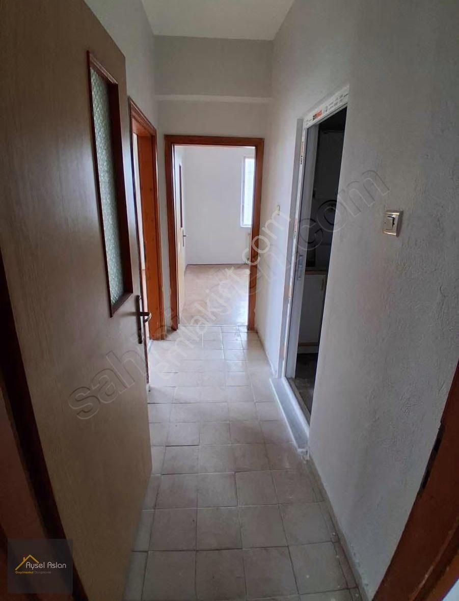 Yeniköy'de 3+1 Ara Kat Kombili Kiralık Daire Boyası Yeni Yapıldı - Görsel 14