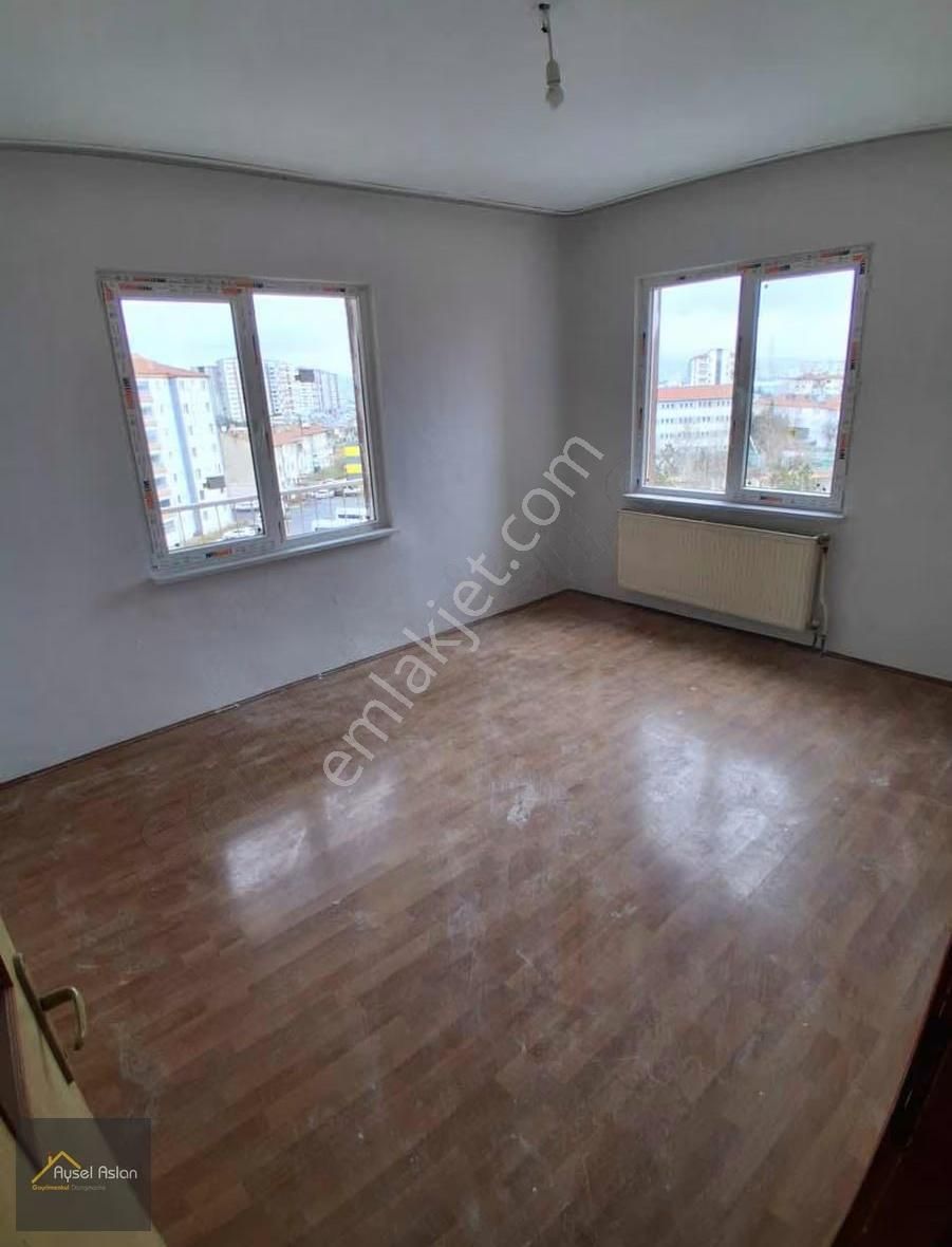 Yeniköy'de 3+1 Ara Kat Kombili Kiralık Daire Boyası Yeni Yapıldı - Görsel 6