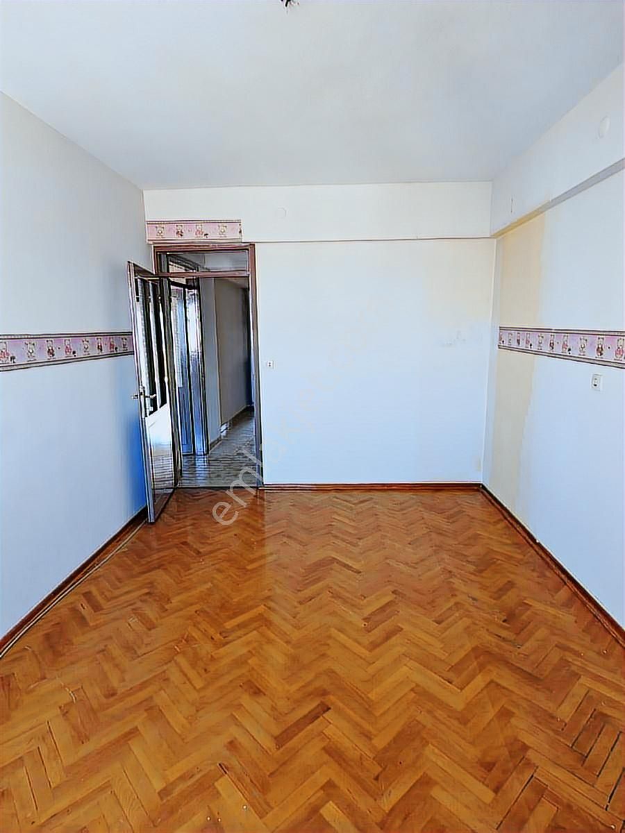 Tugay Yakını Lise Karşısı Arakat 3+1*180m2 Daire - Görsel 13