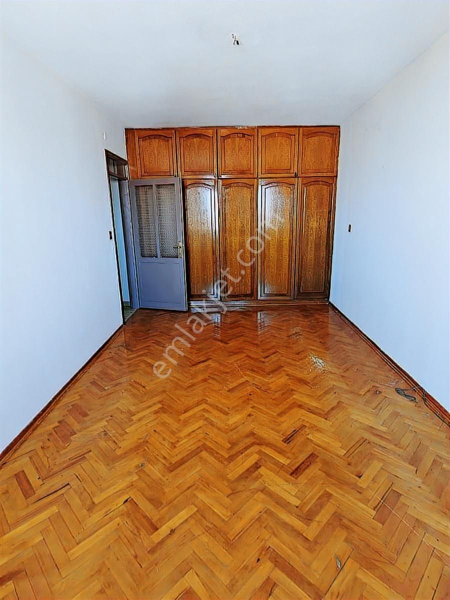 Tugay Yakını Lise Karşısı Arakat 3+1*180m2 Daire - Görsel 4