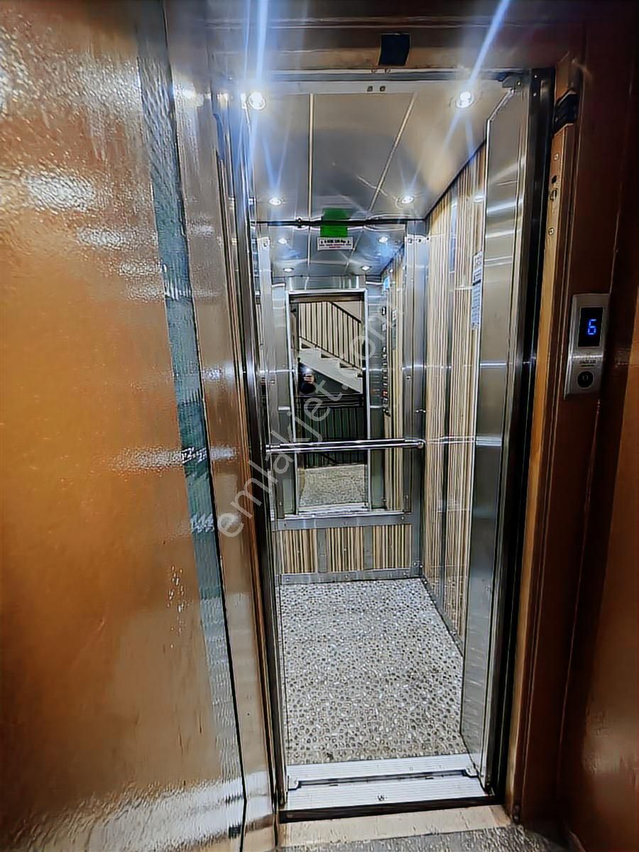 Tugay Yakını Lise Karşısı Arakat 3+1*180m2 Daire - Görsel 11