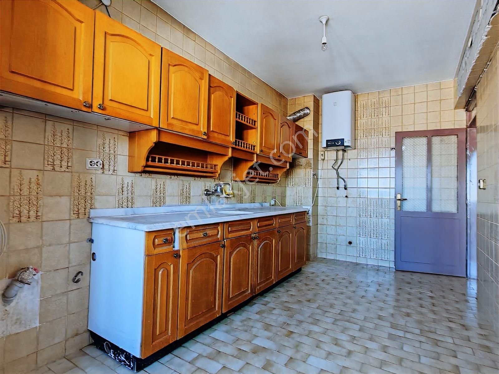 Tugay Yakını Lise Karşısı Arakat 3+1*180m2 Daire - Görsel 12