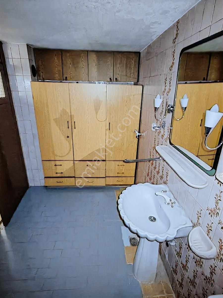 Tugay Yakını Lise Karşısı Arakat 3+1*180m2 Daire - Görsel 15