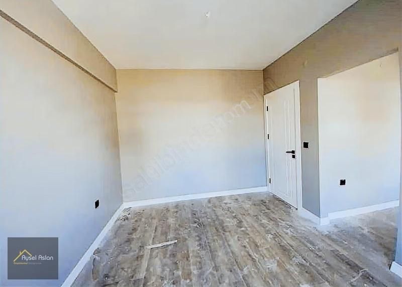 Bölgenin En Uygunu Şehir Hastanesi Karşısında 2+1 Satılık Daire - Görsel 8