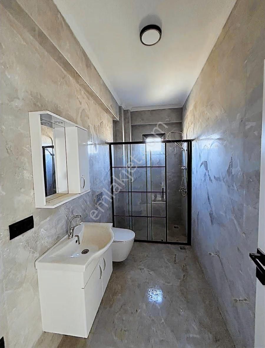 Gizemli Emlaktan Havuzlu Sitede Satılık 1+1 Daire - Görsel 20