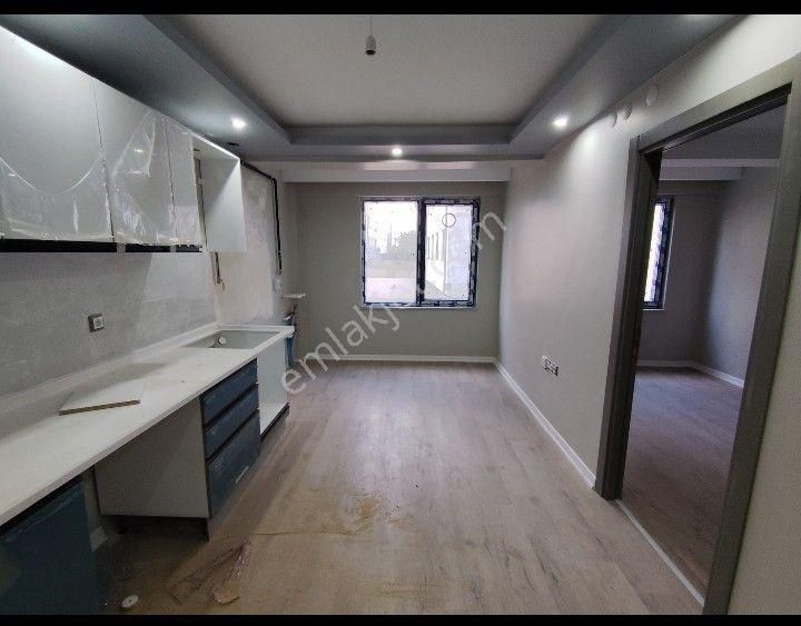 Sütlüce Mahallesi Sıfırsıfır Eşyalı Kiracılı Satılık 1+1 Apart - Görsel 5