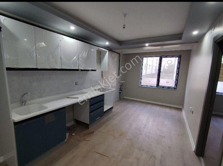 Sütlüce Mahallesi Sıfırsıfır Eşyalı Kiracılı Satılık 1+1 Apart - Görsel 2