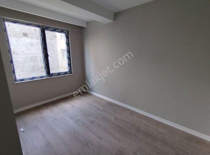 Sütlüce Mahallesi Sıfırsıfır Eşyalı Kiracılı Satılık 1+1 Apart - Görsel 4