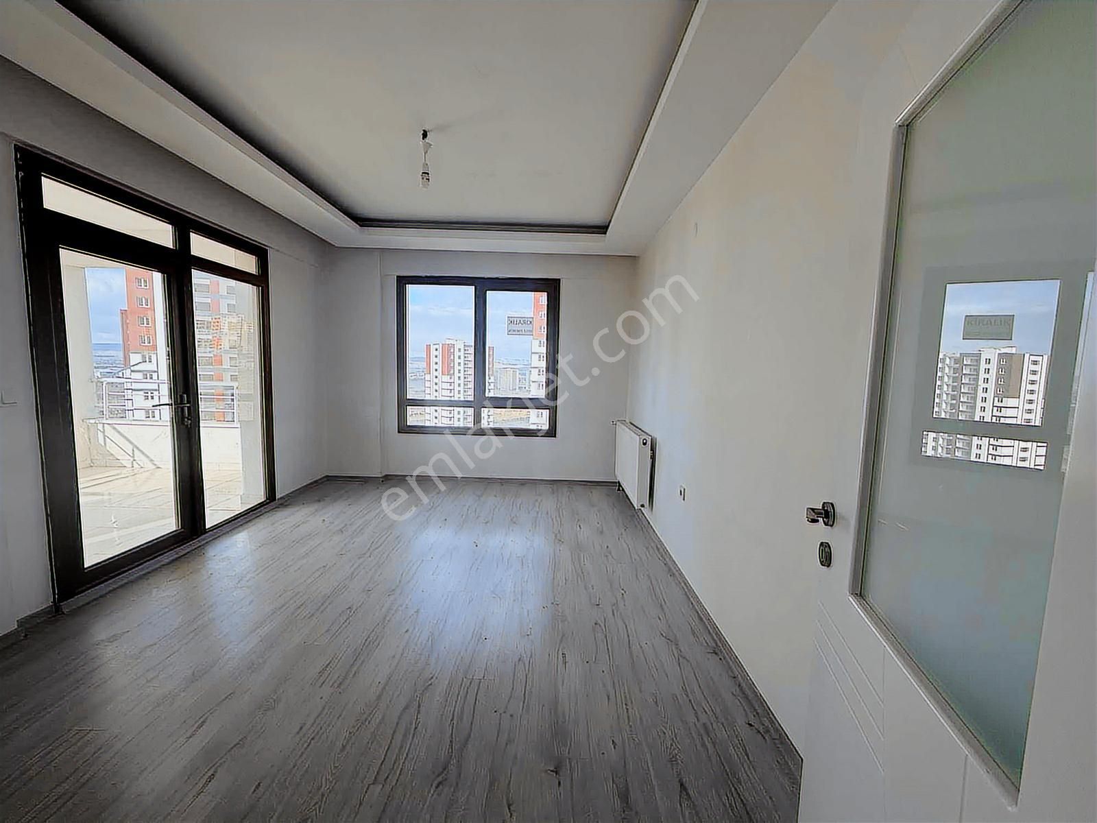 İldemde Sıfır Tadında Hemen Oturulur Ara Kat Fırsat Dairesi - Görsel 10