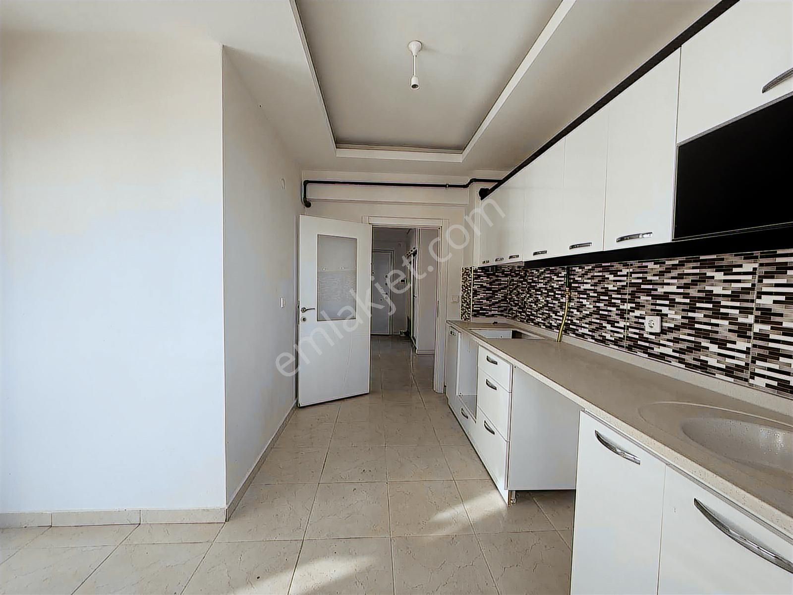 İldemde Sıfır Tadında Hemen Oturulur Ara Kat Fırsat Dairesi - Görsel 15