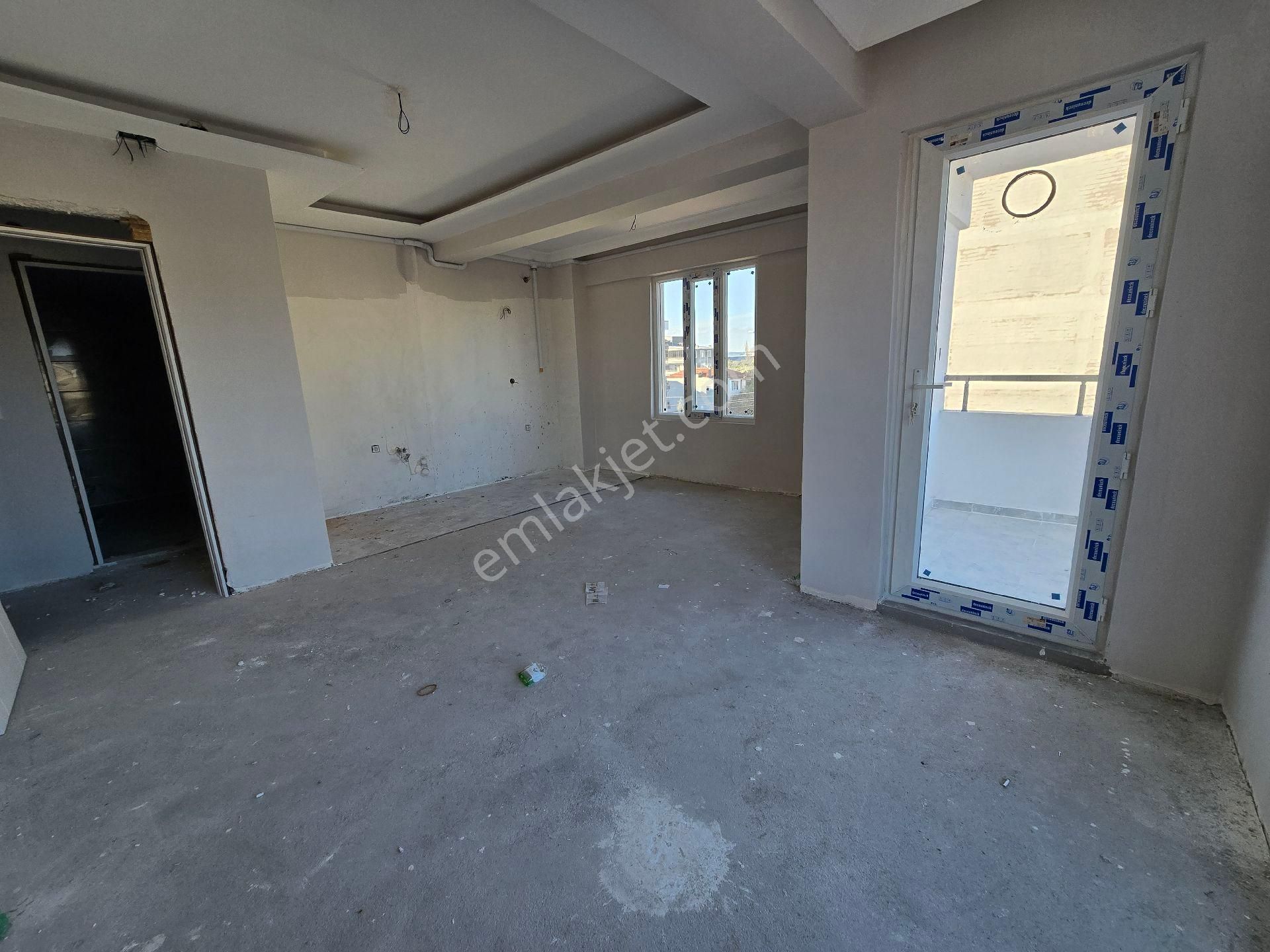 Reşatbey Mahallesi 2+1 Yerden Isıtmalı Asansörlü Doğalgazlı Otoparklı Satılık Daire - Görsel 2