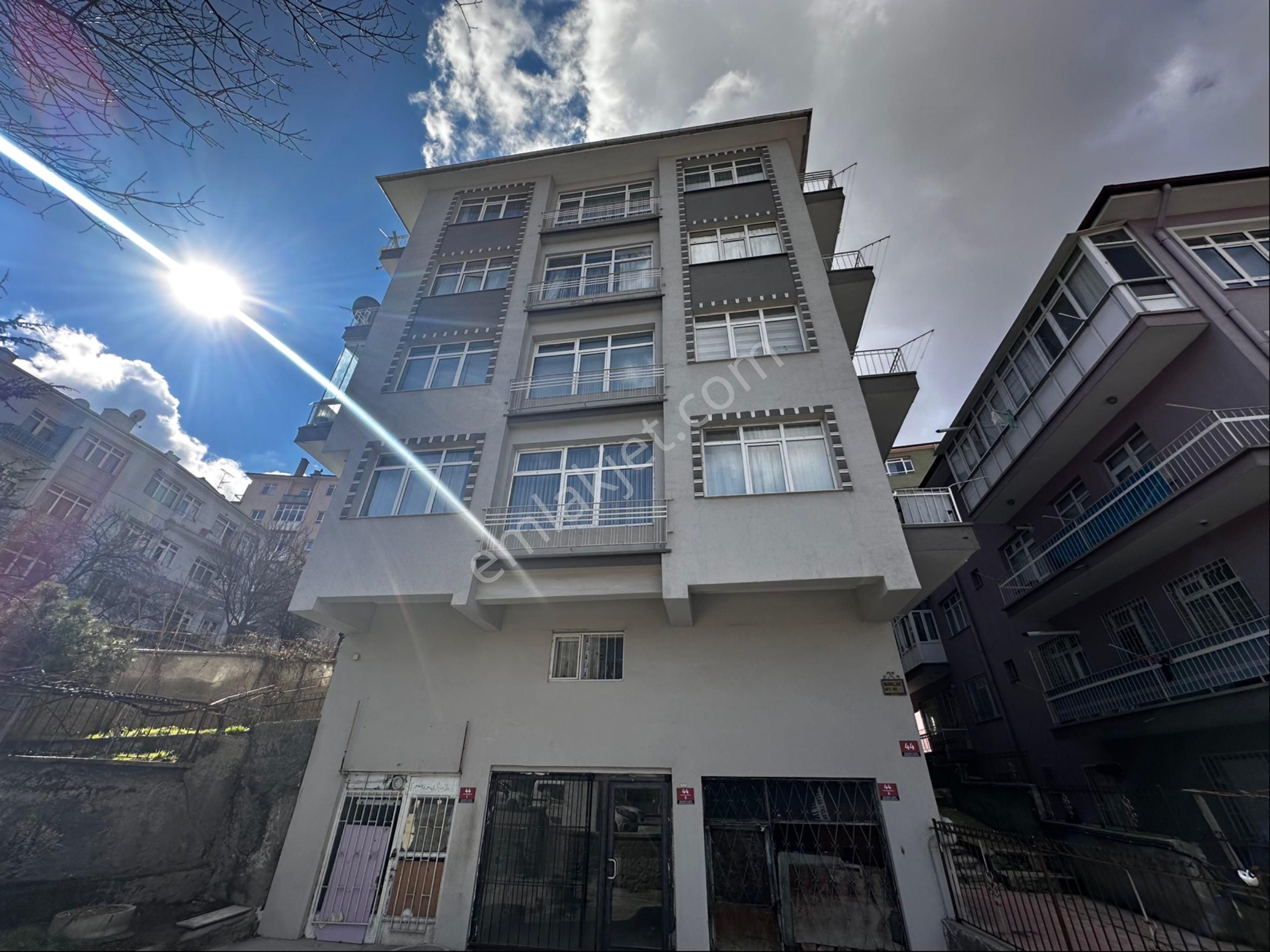 Mamak Abidin Paşada 3+1 Satılık Süper Daire