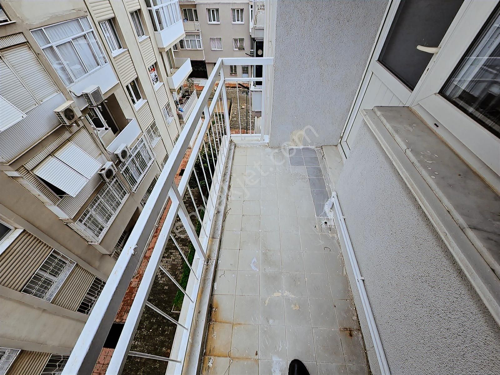 Remax Arma'dan Buca Yıldız Mah 3+1 140 M2 Ara Kat Kiralık Daire - Görsel 10