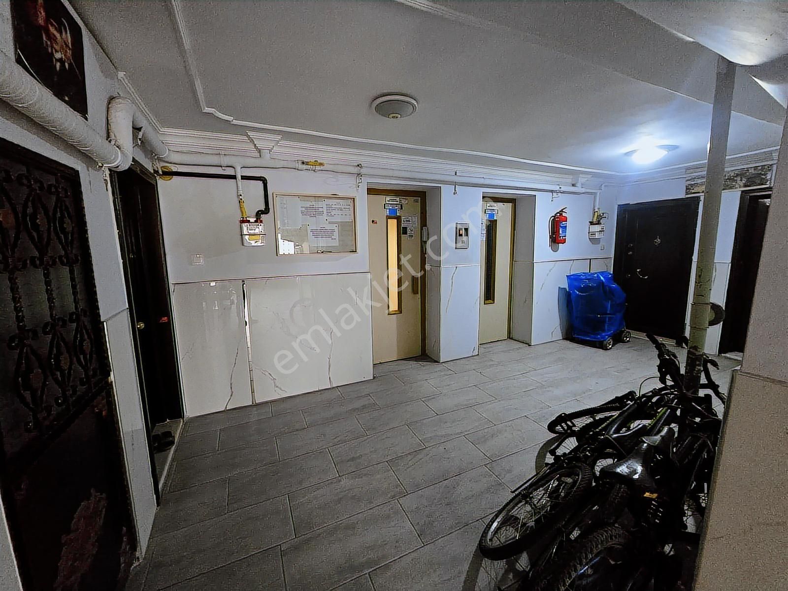 Remax Arma'dan Buca Yıldız Mah 3+1 140 M2 Ara Kat Kiralık Daire - Görsel 32