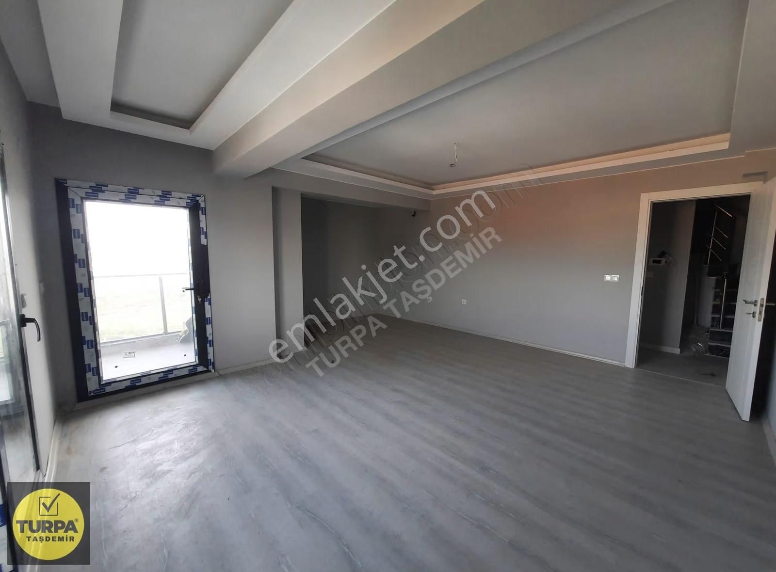 Menemen Devlet Hastanesi Yanında Satılık Dubleks Daire (3+1) - Görsel 5