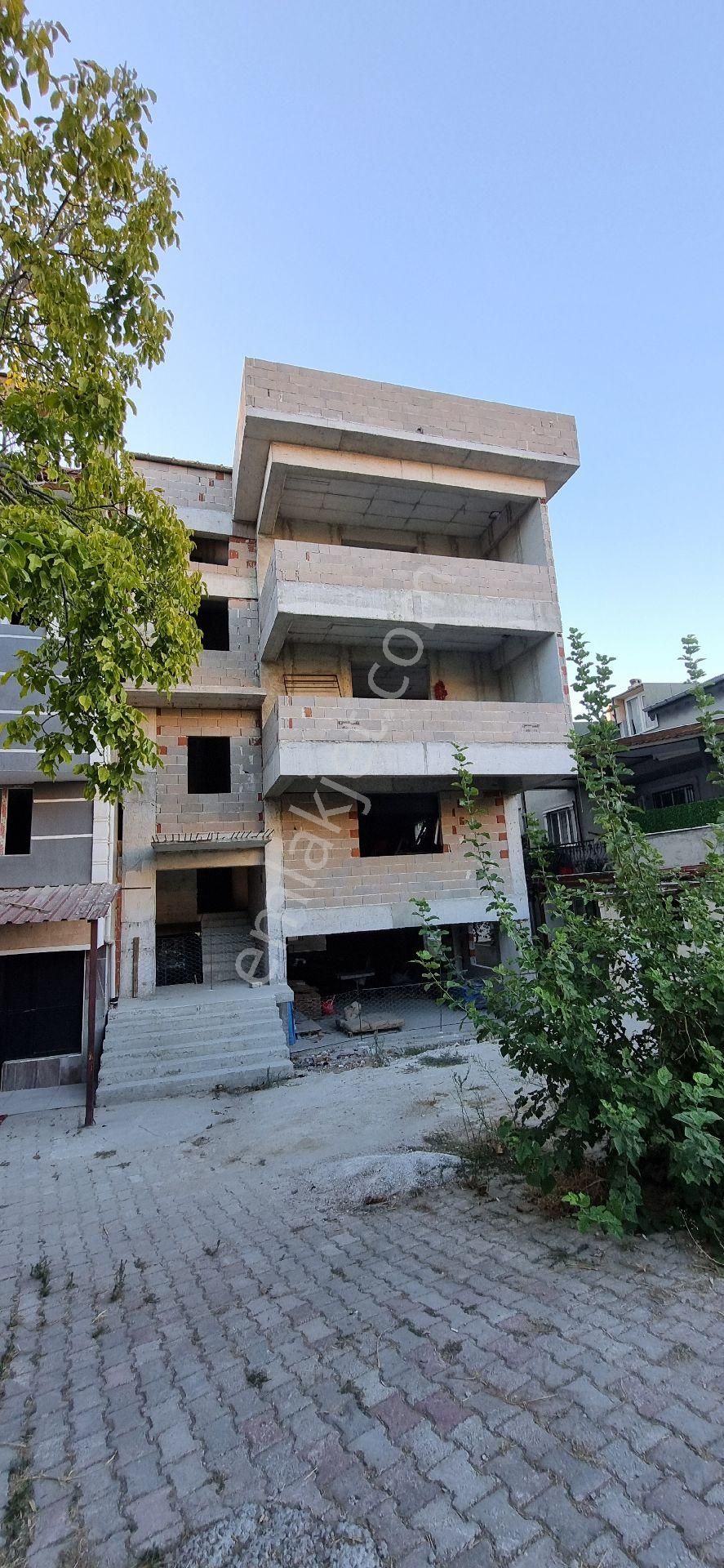 Daire Fiyatına ! 4 Katlı Bina