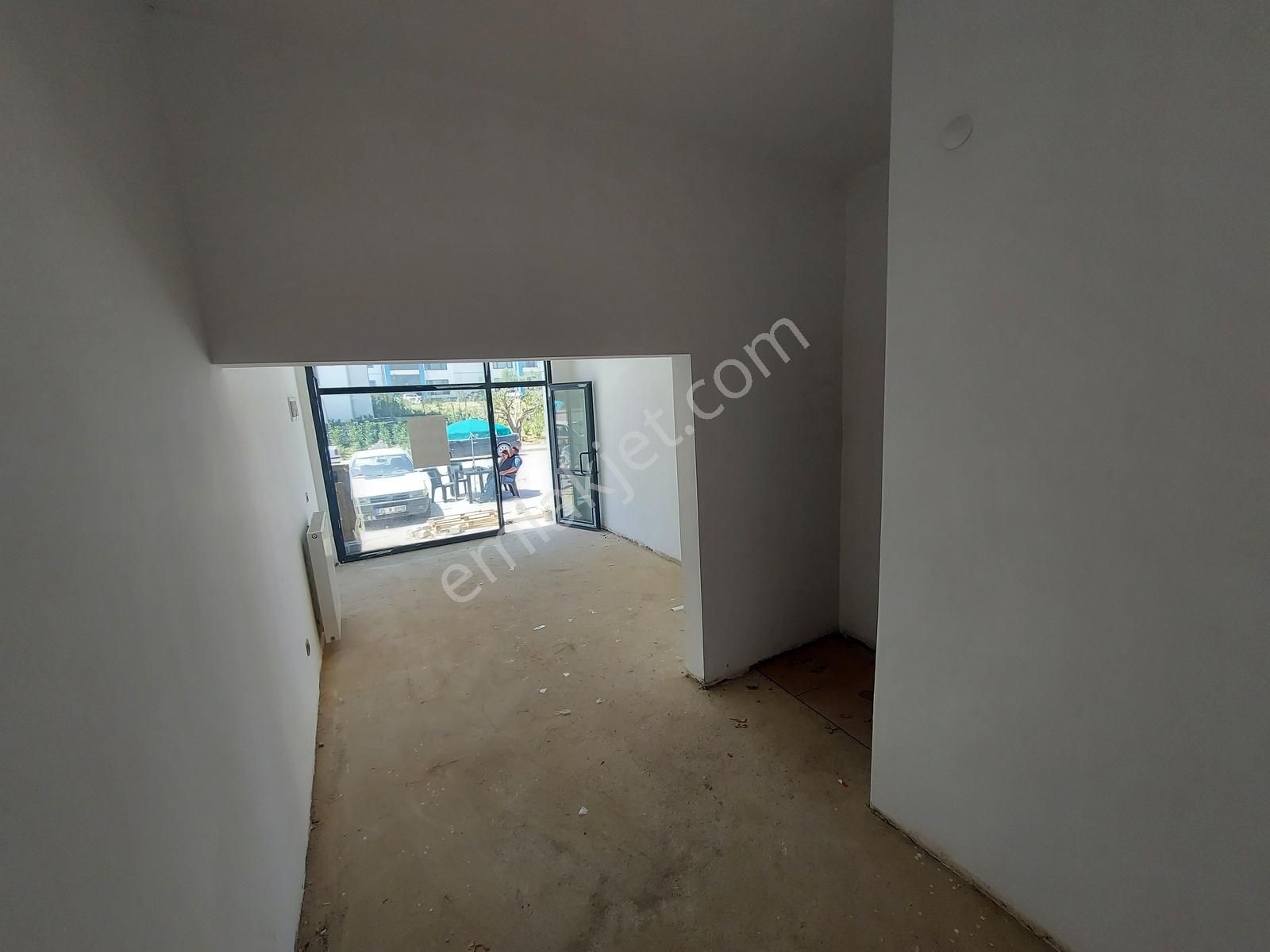 Seferihisar Toki De Kiralık Dükkan !!! - Görsel 14