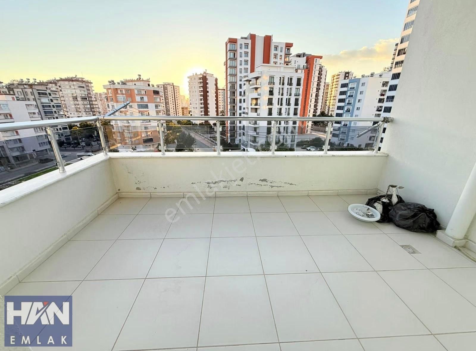 Han Emlak'tan Merkez Mah'de Havuzlu, Jeneratörlü 3+1 Daire - Görsel 4