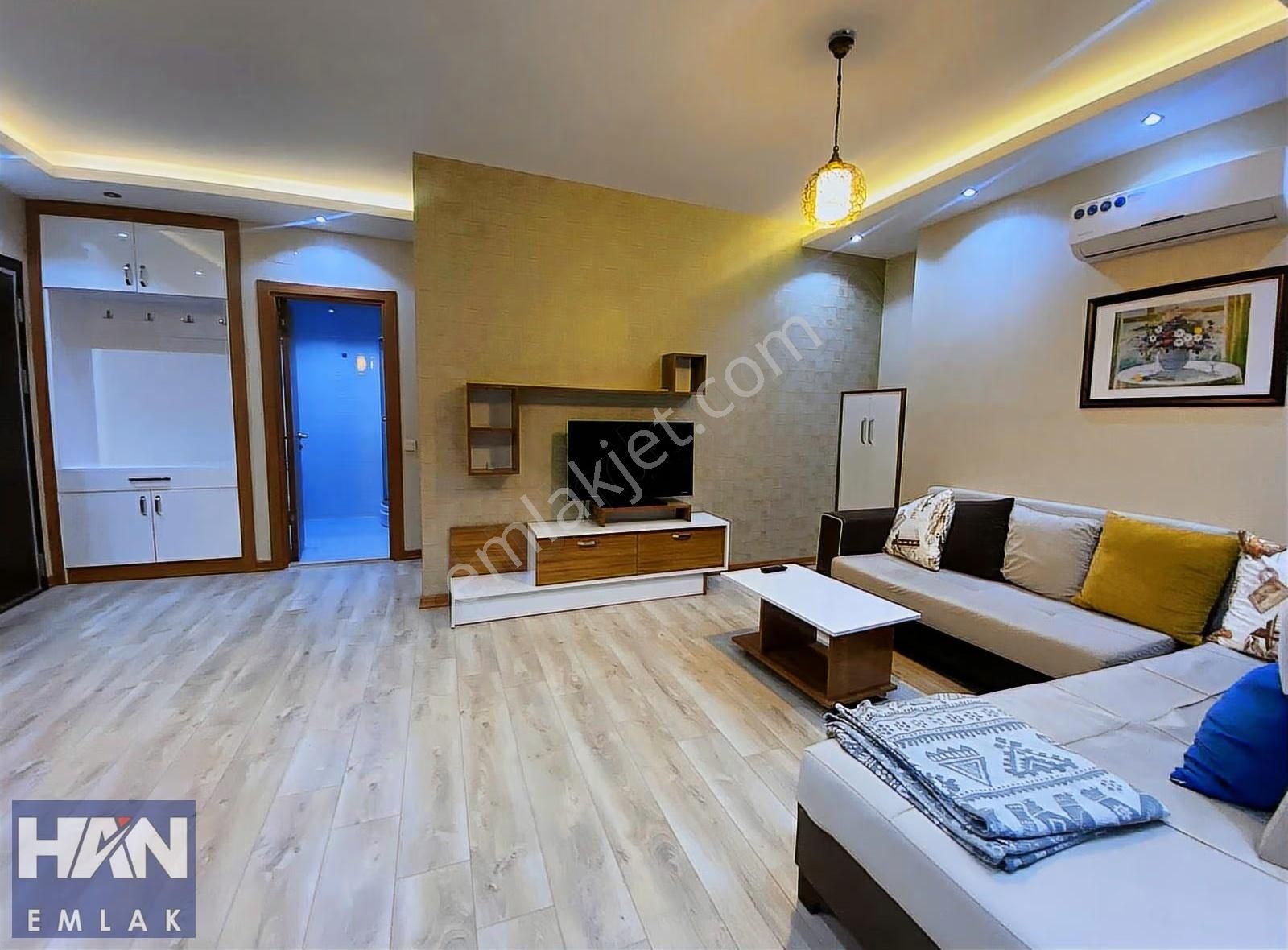 Han Emlaktan Viranşehir'de Merkezi Konum Eşyalı 1+1 - Görsel 8