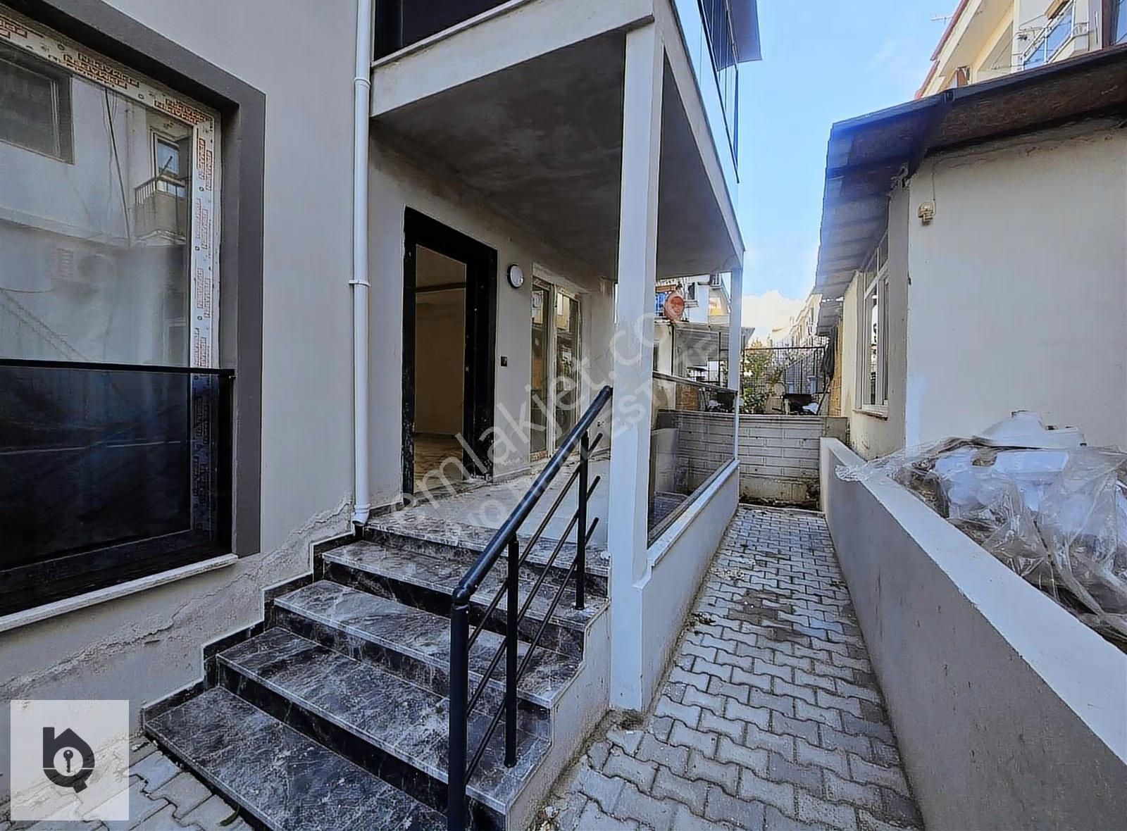 Hq Emlaktan Fethiye Yeni Mh' Müstakil Girişli 1+1 Satılık Daire