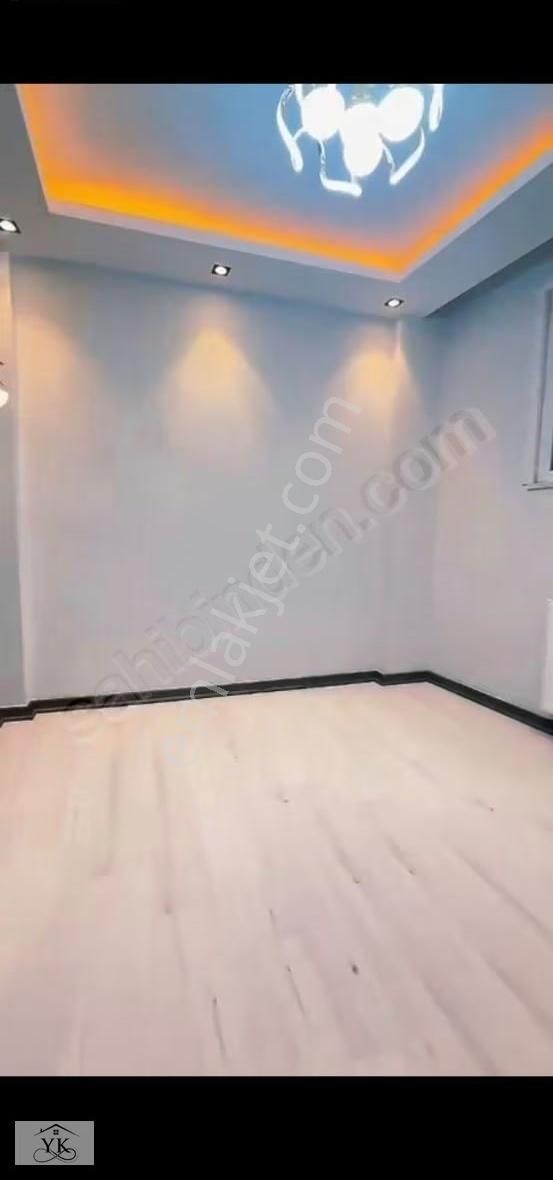 Esenyurt Örnek Mah İci Yapili 2+1daire İskanli