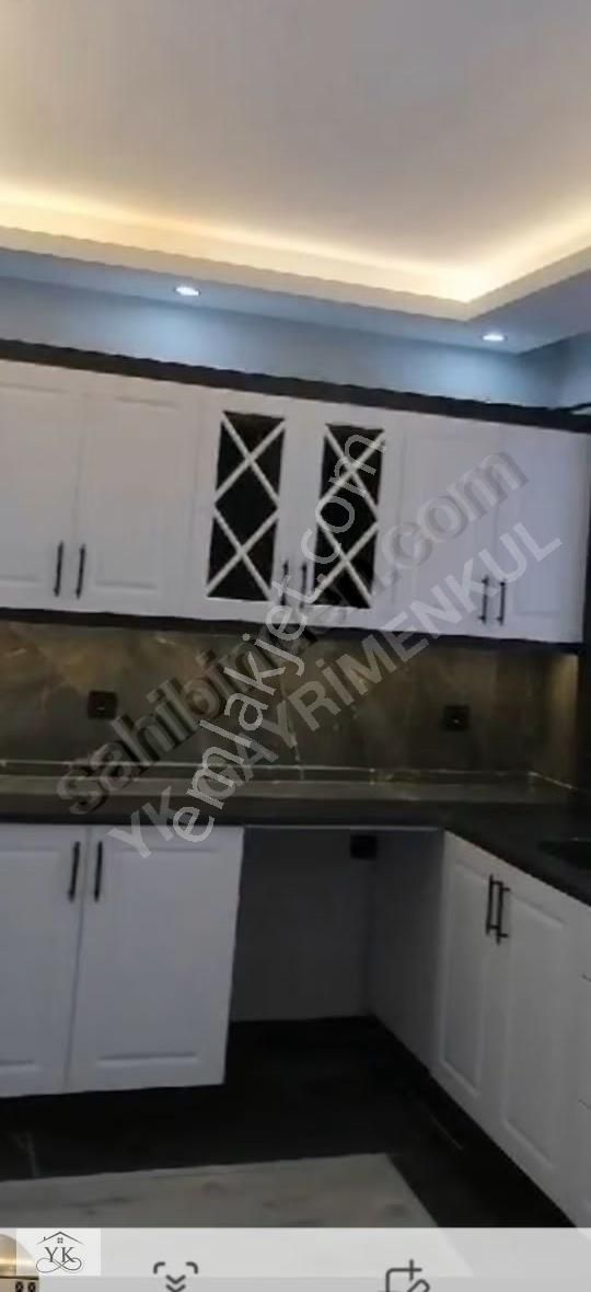 Esenyurt Baglarcesme Mah İci Yapili 2+1 Giris Kat Firsat