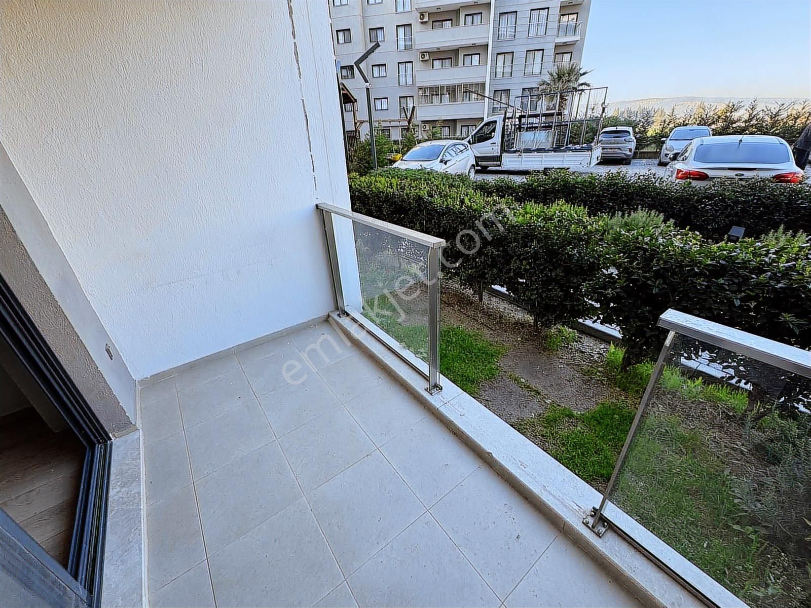 Torbalı Da İzban Yakını Havuzlu Sitede Kiralık 2+1 Daire - Görsel 24
