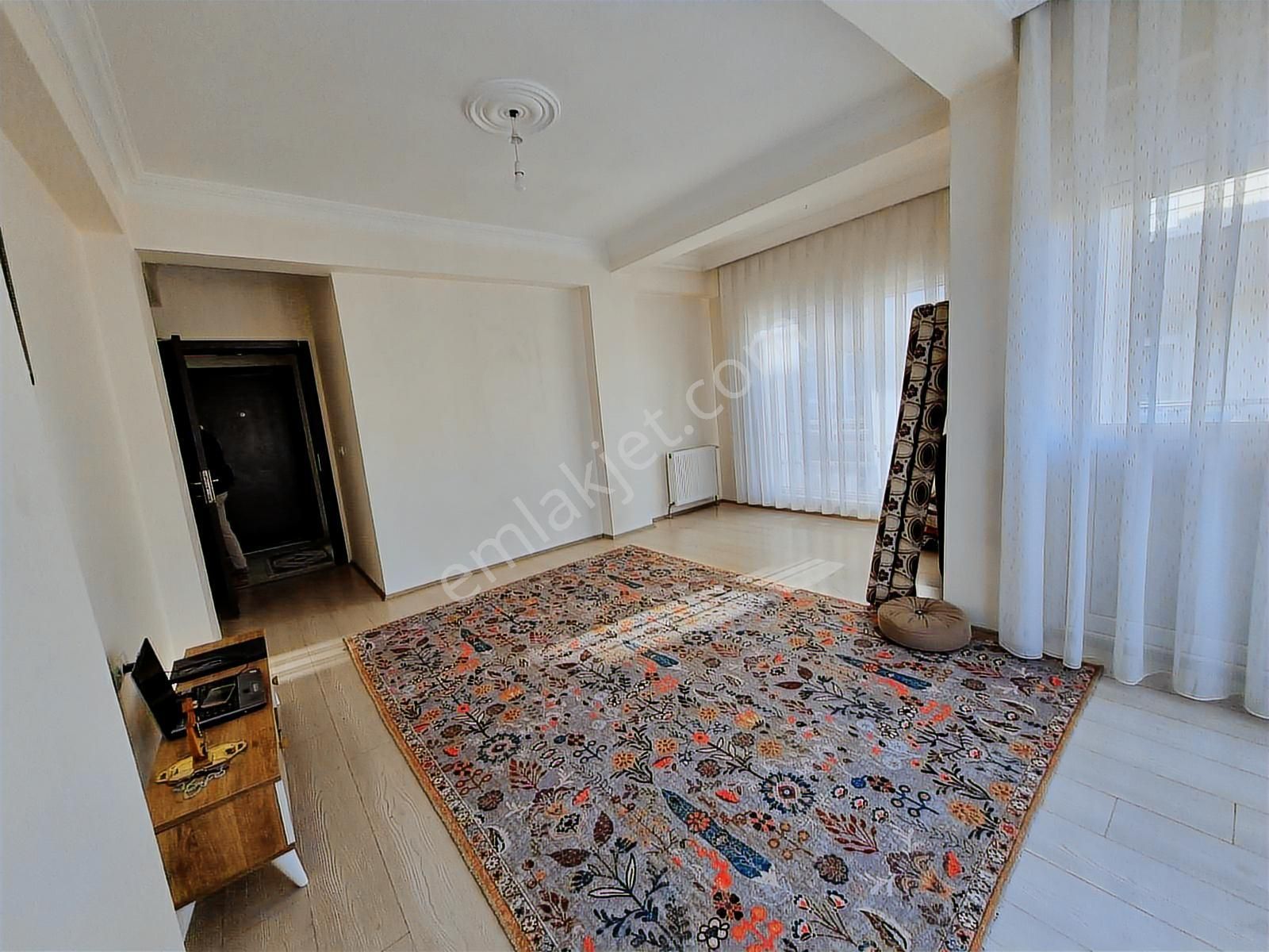 Metin Gönülalan'dan Ahmet Özcan Cadde Üzerinde Kiralık Daire - Görsel 10