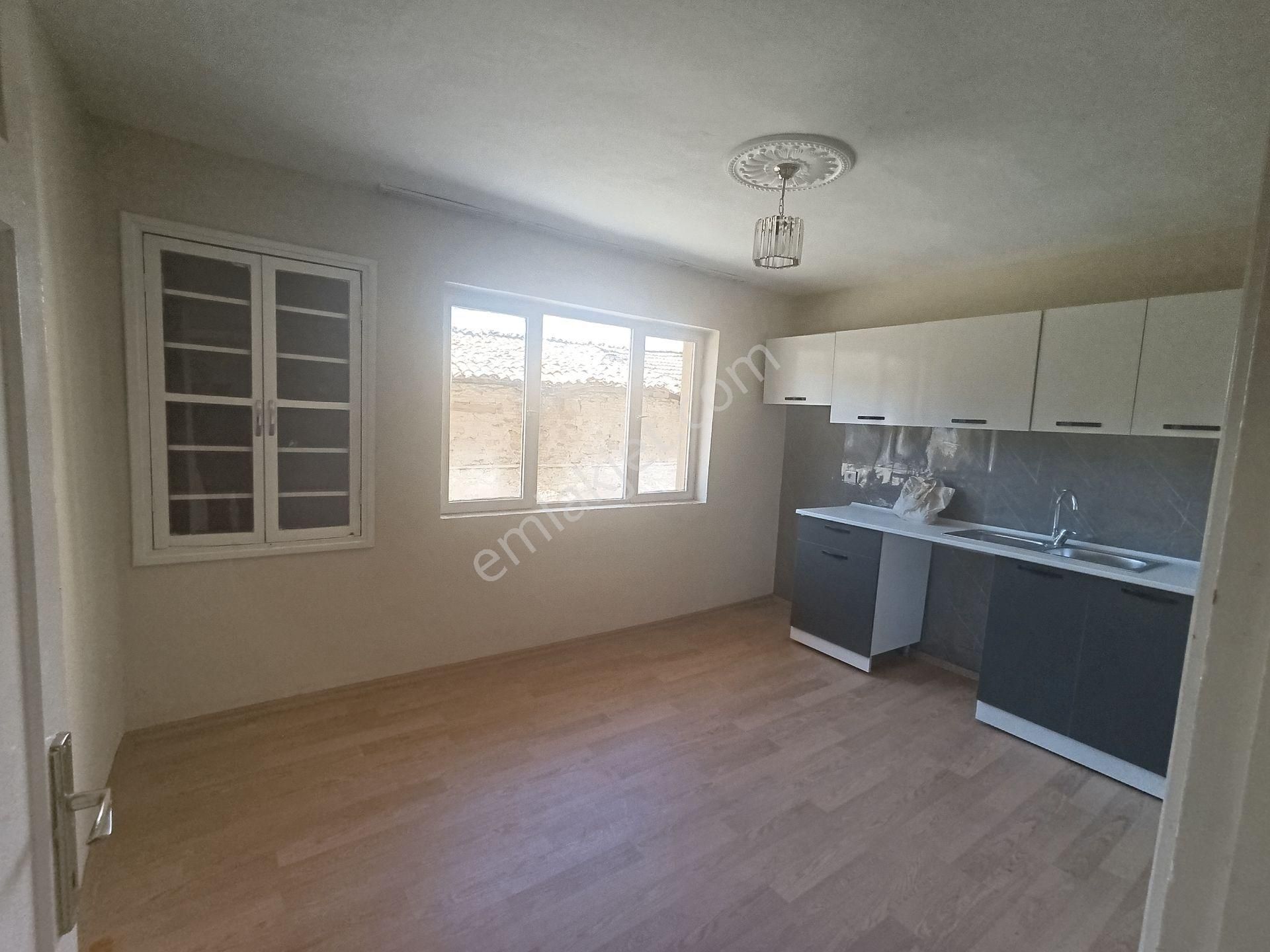 Satılık Müstakil Bahçeli Ev - Görsel 12