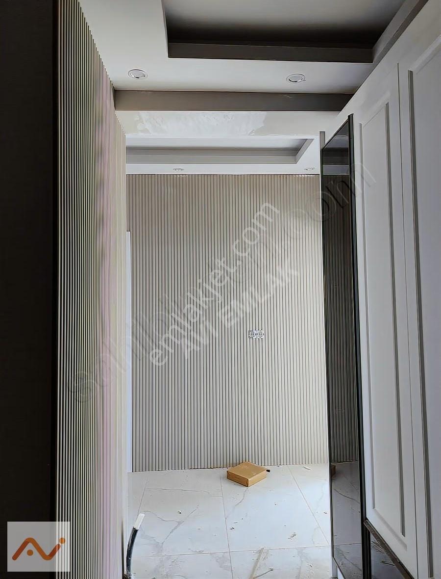 Kadirli'de Satılık 3+1 Daire, 163m², Sıfır, Asansörlü - Görsel 9