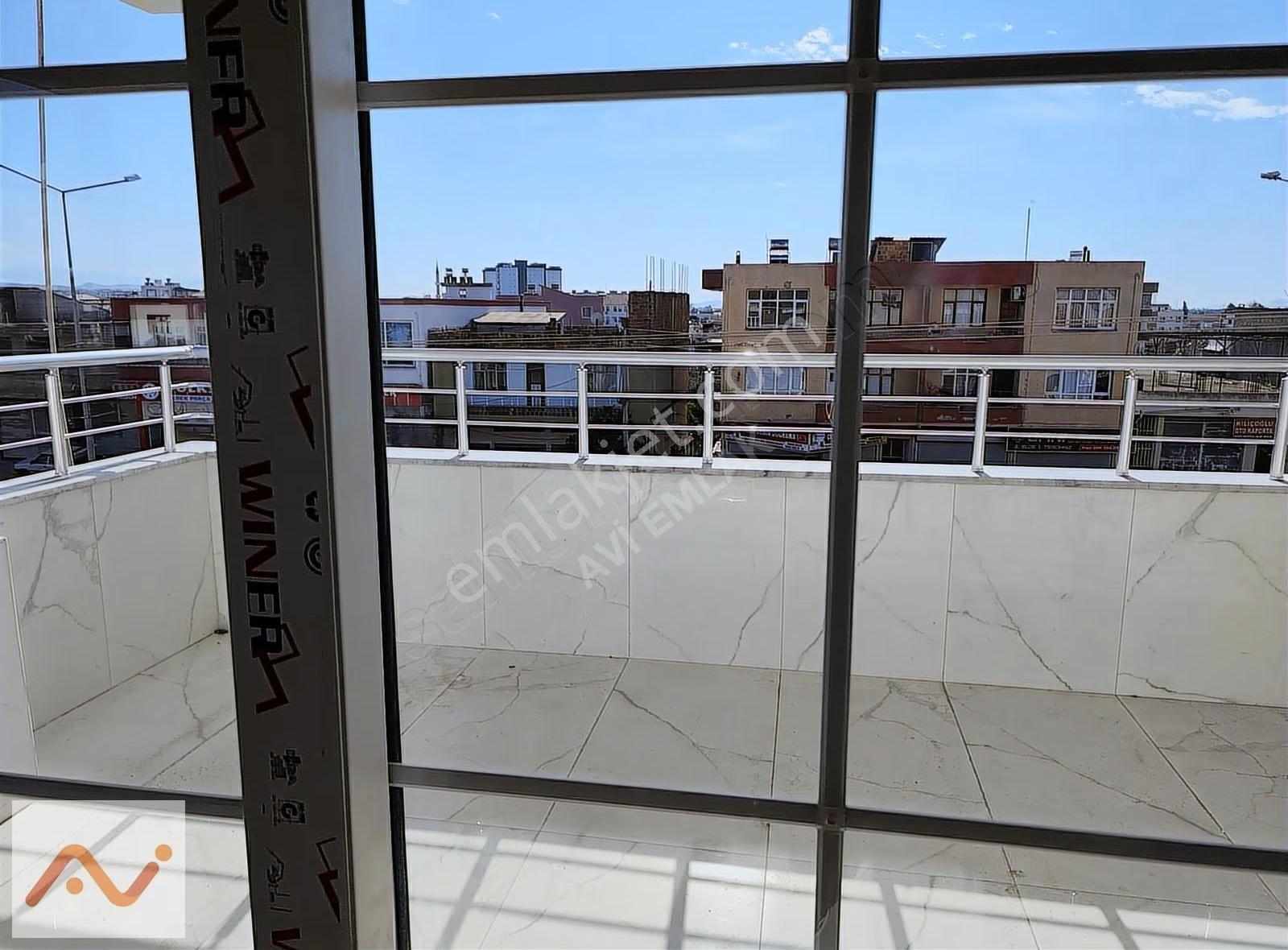 Kadirli'de Satılık 3+1 Daire, 163m², Sıfır, Asansörlü - Görsel 11