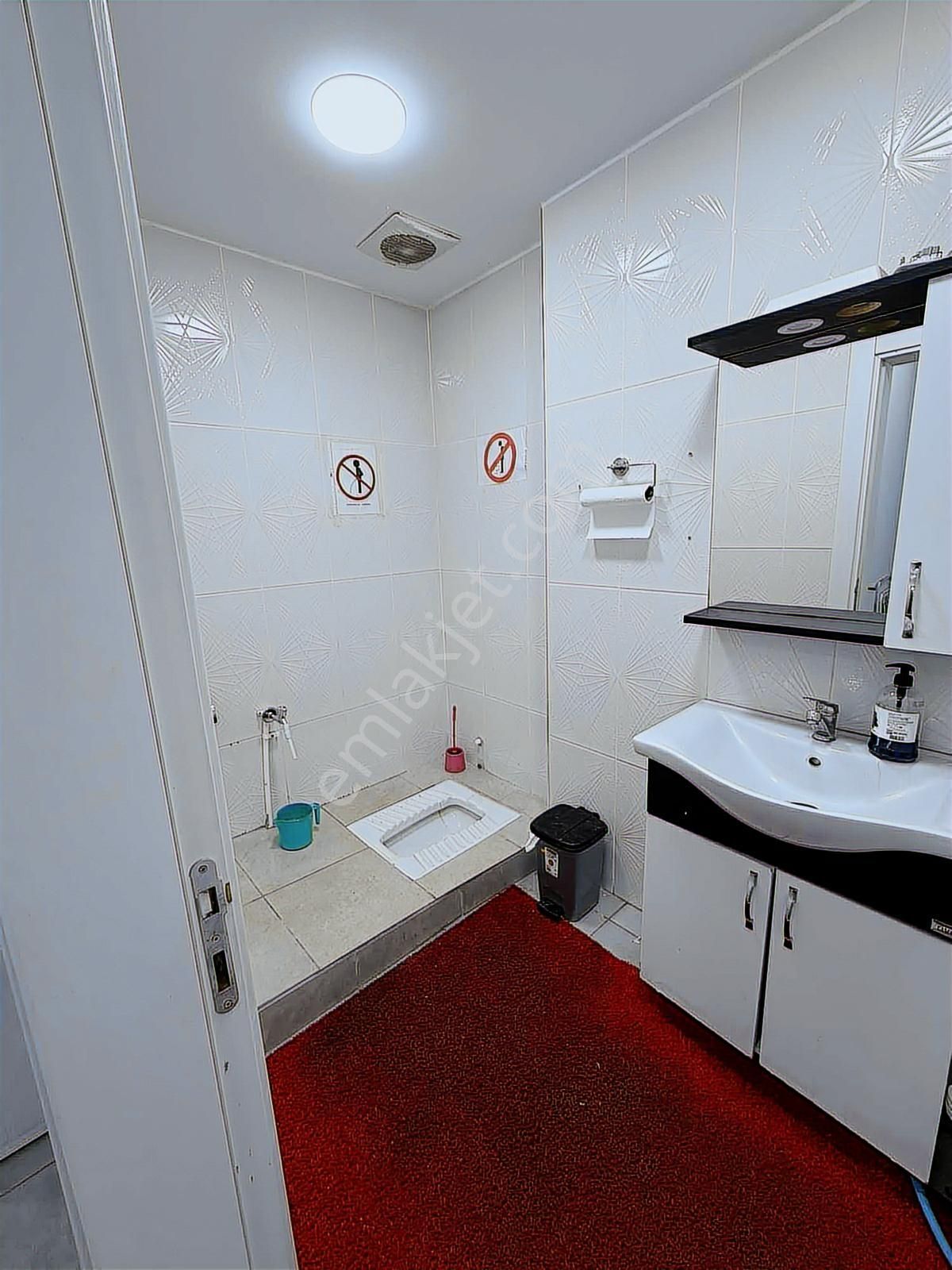 Kayaşehır Cadde Dükanlarda 200m2 Depolu Dükkan - Görsel 15