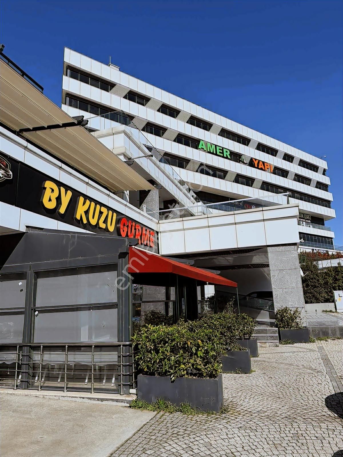 Kayaşehır Cadde Dükanlarda 200m2 Depolu Dükkan - Görsel 13