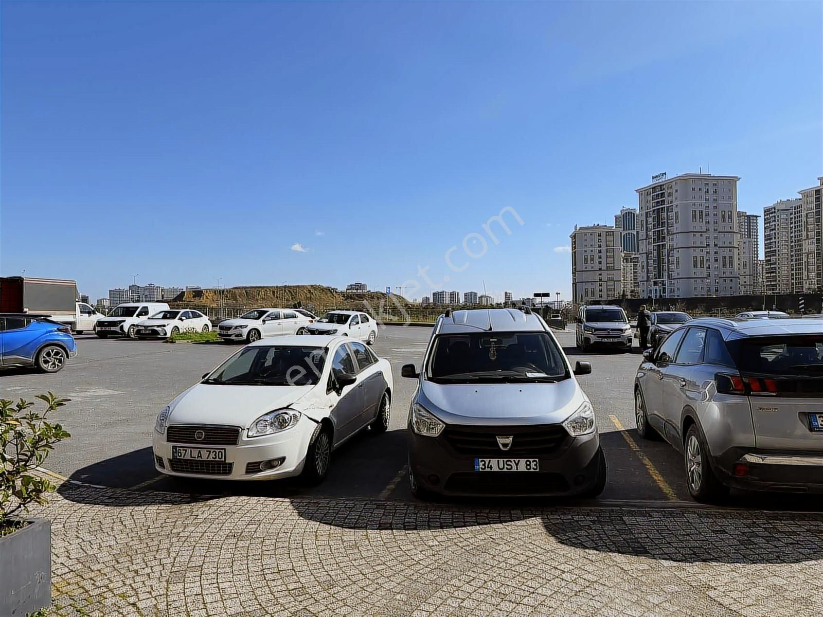 Kayaşehır Cadde Dükanlarda 200m2 Depolu Dükkan - Görsel 28