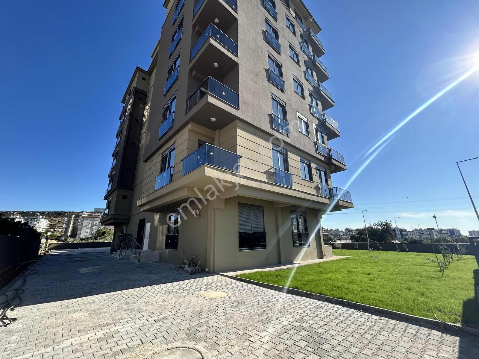 Göçerler De Kiralık 2+1 Ebeveyn Banyolu Site İçi Havuzlu - Görsel 2