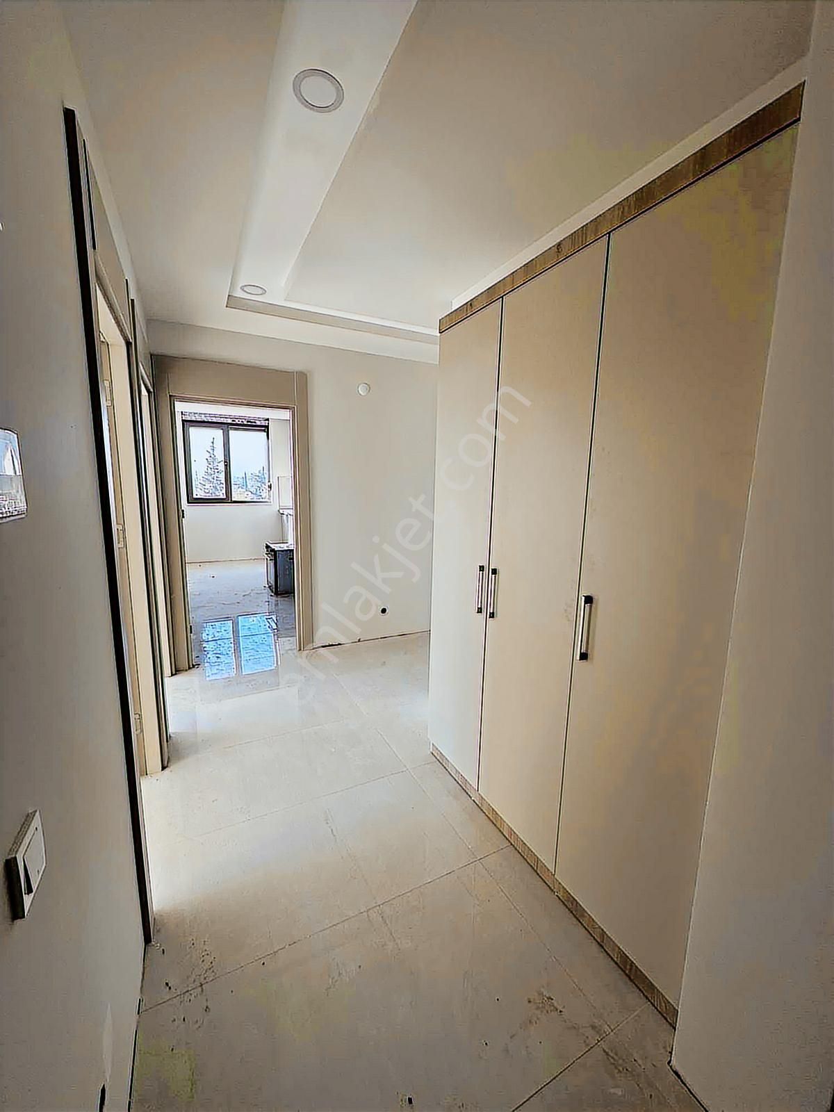 Göçerler De Kiralık 2+1 Ebeveyn Banyolu Site İçi Havuzlu - Görsel 11