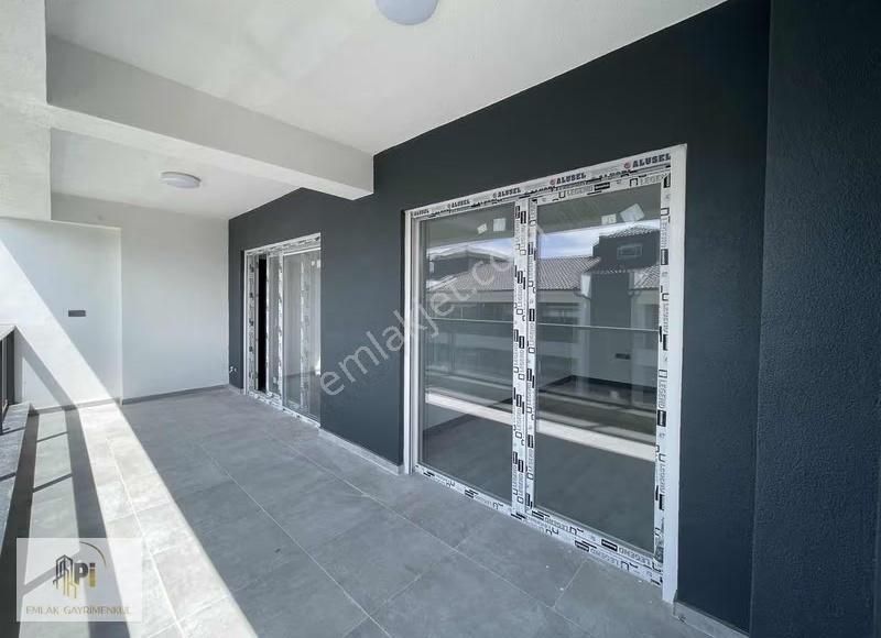 Pi Gayrimenkul'den Butik Site İçi 4+1 Arakat Daire - Görsel 10