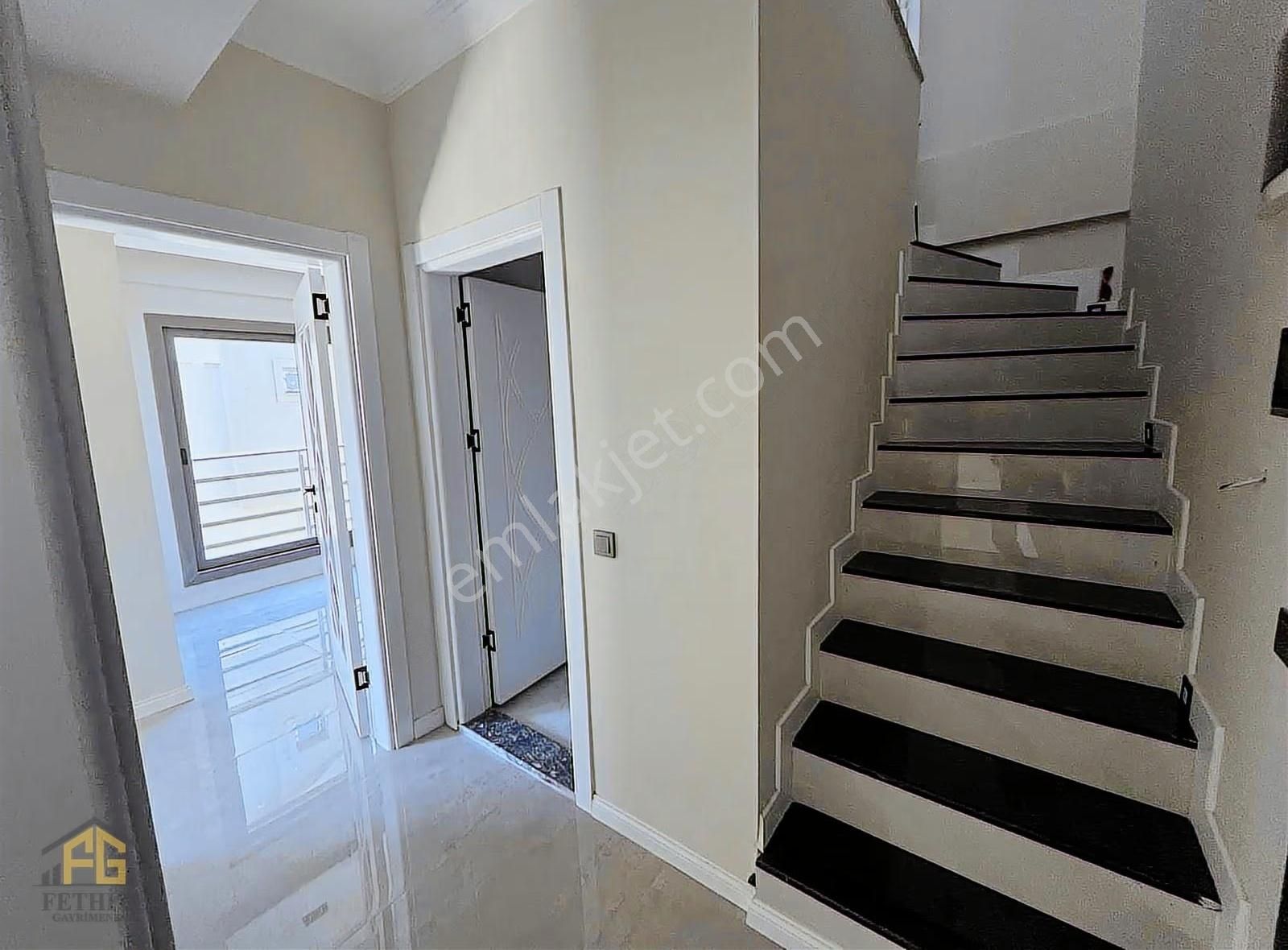 Tuzla Mahallesinde 2+1 Kapalı Mutfak Satılık Lüks Sıfır Daire - Görsel 7