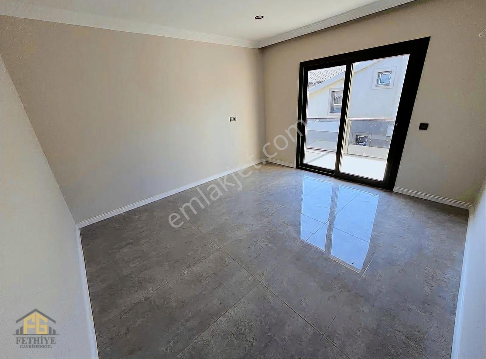 Tuzla Mahallesinde 2+1 Kapalı Mutfak Satılık Lüks Sıfır Daire - Görsel 23