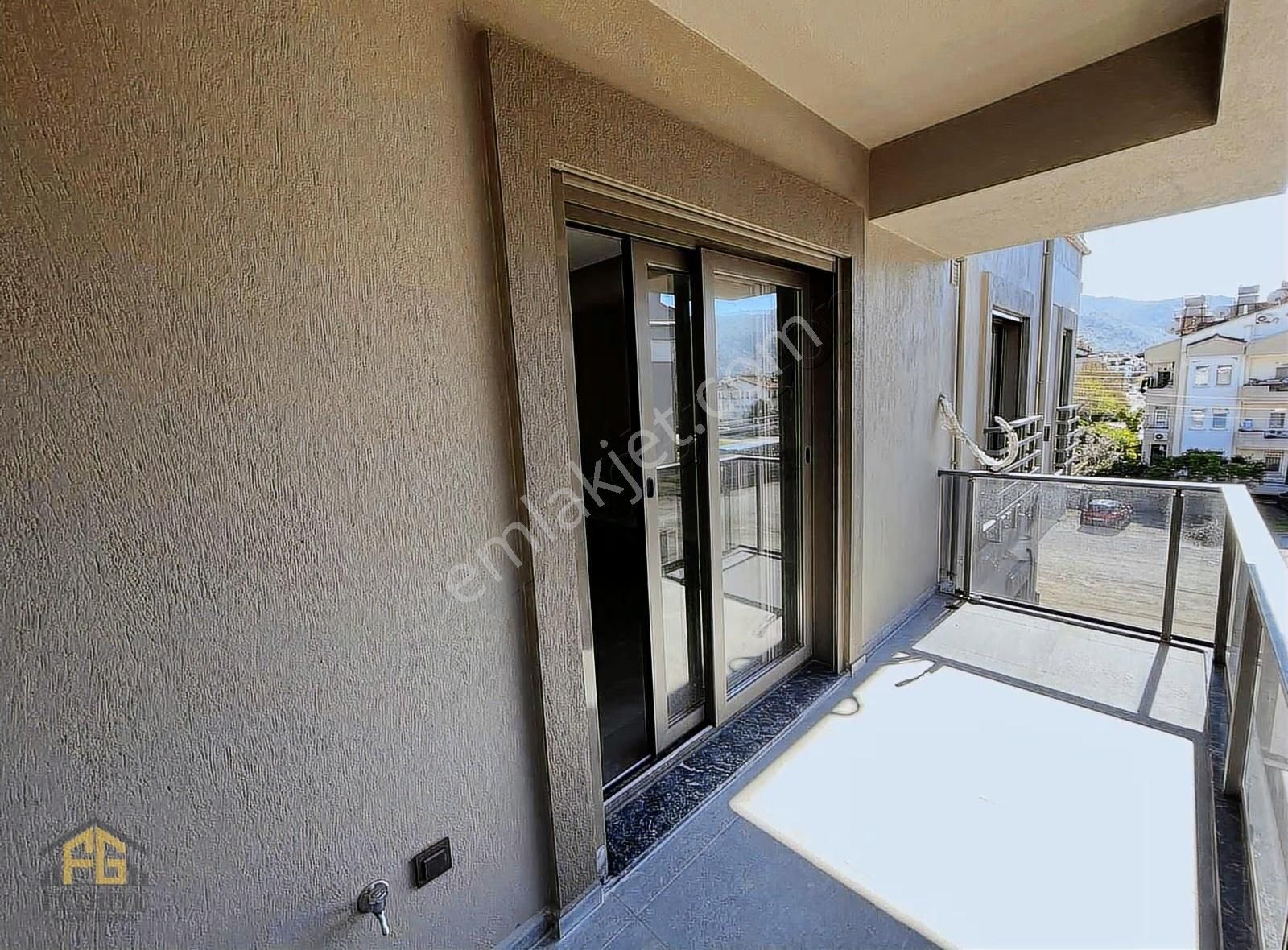 Tuzla Mahallesinde 2+1 Kapalı Mutfak Satılık Lüks Sıfır Daire - Görsel 6