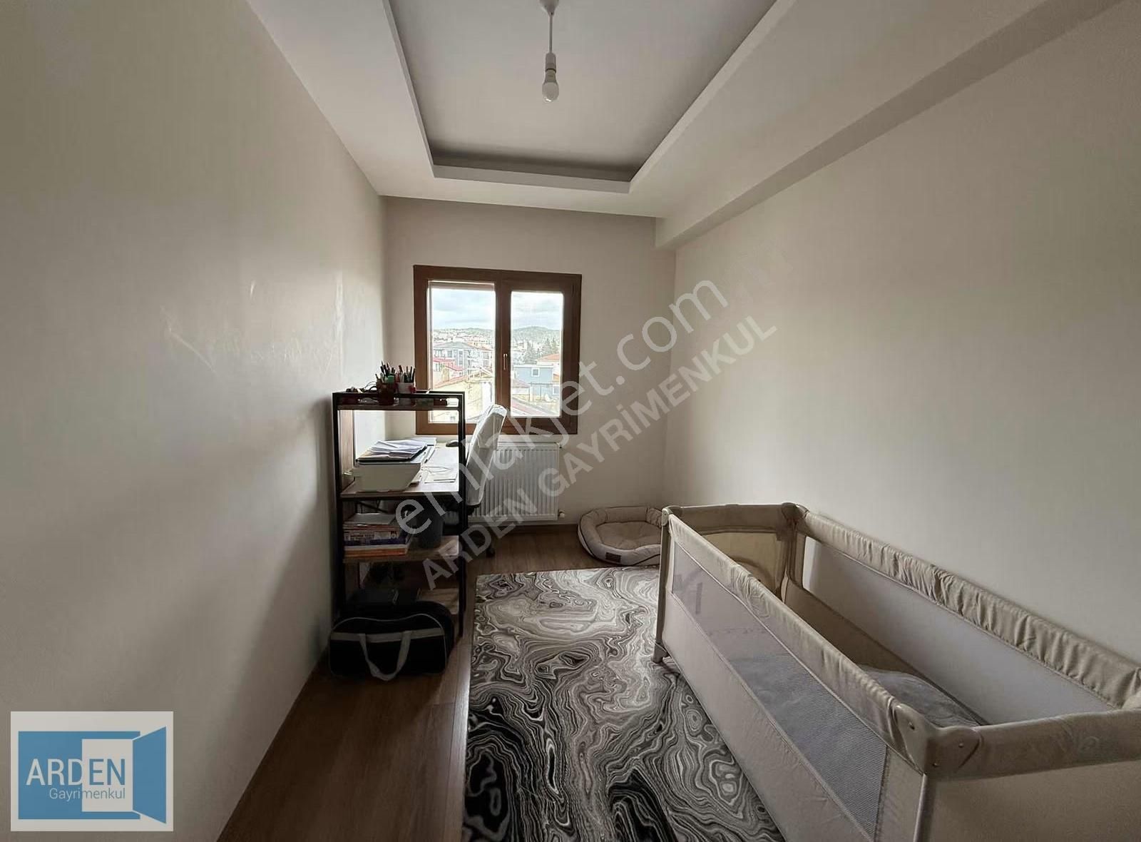 Seferihisar Çolak İbrahim Bey Mah.de Geniş Balkonlu 3+1 Daire - Görsel 8