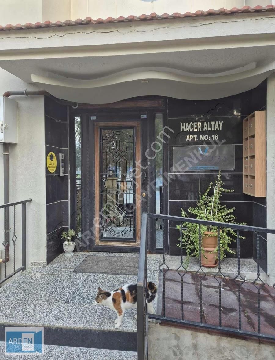 Seferihisar Çolak İbrahim Bey Mah.de Geniş Balkonlu 3+1 Daire - Görsel 10