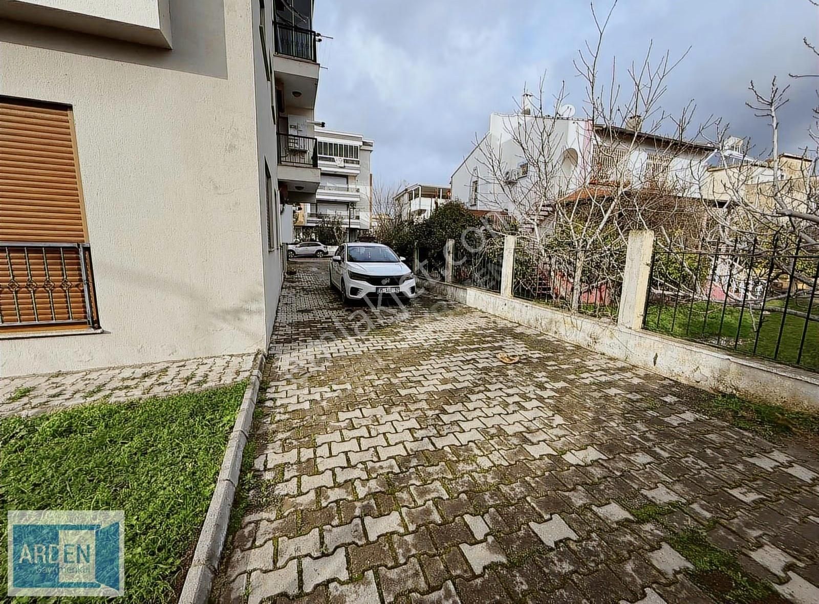 Seferihisar Çolak İbrahim Bey Mah.de Geniş Balkonlu 3+1 Daire - Görsel 25