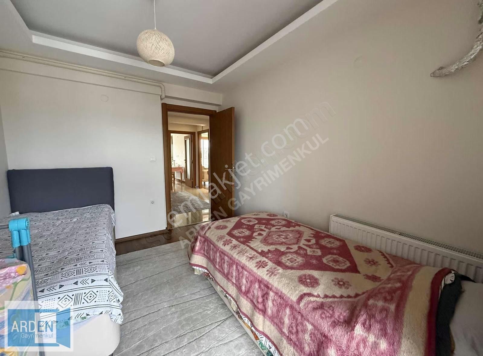 Seferihisar Çolak İbrahim Bey Mah.de Geniş Balkonlu 3+1 Daire - Görsel 14