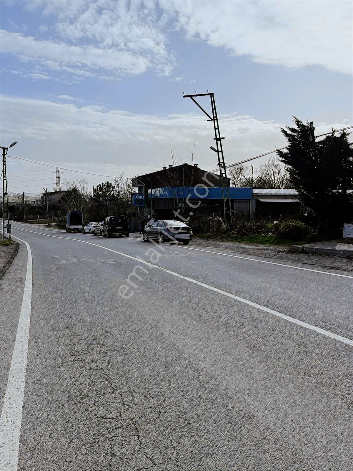 Ana Cadde Üzerinde Site İçinde 2+1 Ara Kat Daire - Görsel 11